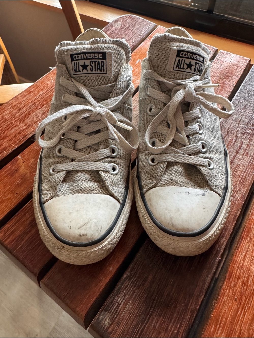 Converse Low Top Sneakers in Gray Canvas
